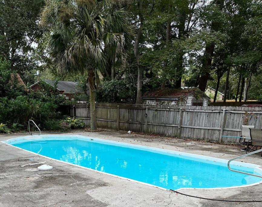 Charming Home Near Folly & Downtown Charleston Exterior foto